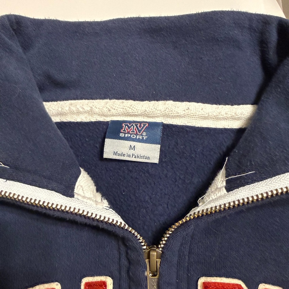 EUC Newport, RI ladies’ 1/4 zip navy blue sweatshirt by MV Sport, size Medium - Picture 7 of 7